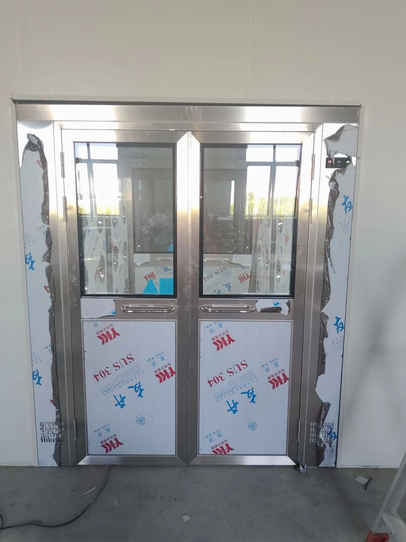 Double-door Cargo Shower Room